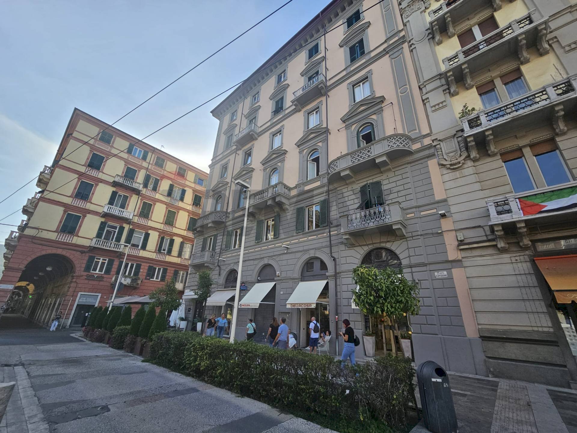 Edificio all\'aperto - Bar Tavola Calda - Fredda Piazza giuseppe verdi
 
1, La Spezia - foto 3