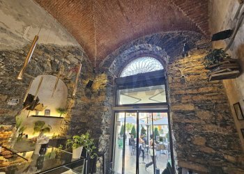 Cantina - Bar Tavola Calda - Fredda Piazza giuseppe verdi
 
1, La Spezia - foto 21