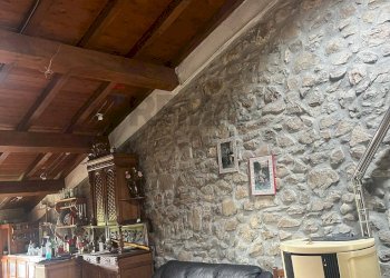 Soggiorno - Rustico Via Scanderaruola
 
snc, Comano - foto 7