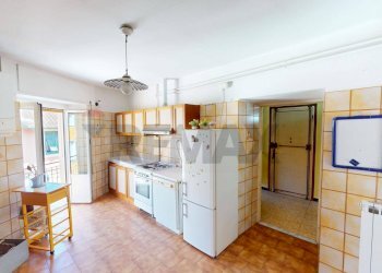 Cucina - Appartamento Brugnato - foto 3