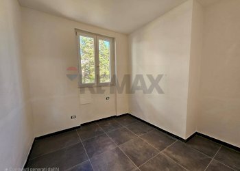 Camera - Trilocale Via Sant'alberto
 
5, Genova - foto 22