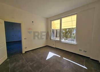 Camera - Trilocale Via Sant'alberto
 
5, Genova - foto 26