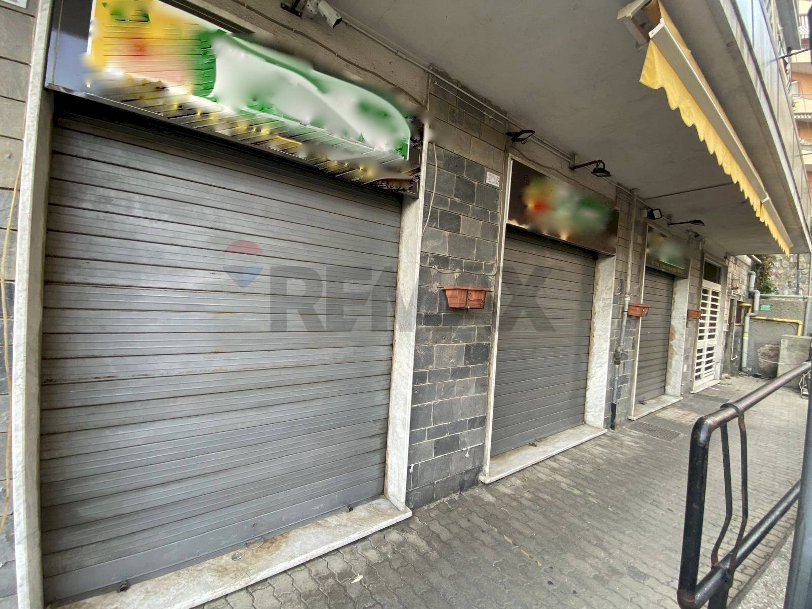 Edificio all\'aperto - Shop Via Aurelio Robino
 
234, Genova - photo 1