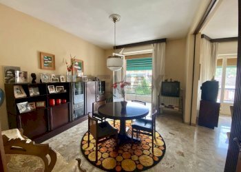 Sala da pranzo - Appartamento Via Luigi Valentini
 
173, Arcola - foto 9