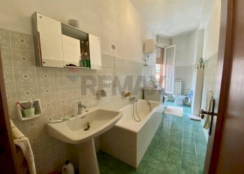 Bagno - Appartamento Via Luigi Valentini
 
173, Arcola - foto 20