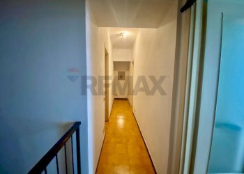 Hall / corridoio - Casa semi indipendente Via Castellaro
 
2, Zoagli - foto 12