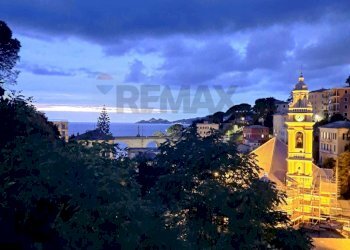 Vista delle montagne - Casa semi indipendente Via Castellaro
 
2, Zoagli - foto 26