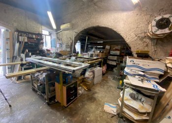 Dispensa di stoccaggio - Attività Commerciale Ponte Vexina
 
9, Recco - foto 5