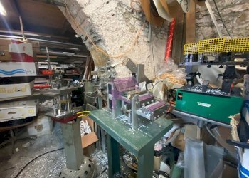 Dispensa di stoccaggio - Attività Commerciale Ponte Vexina
 
9, Recco - foto 13