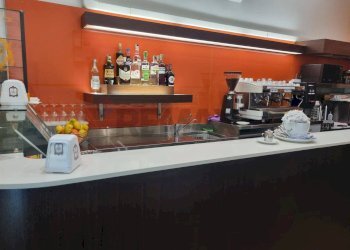 Bancone - Commercial Activity Piazza Manzoni, Genova - photo 10