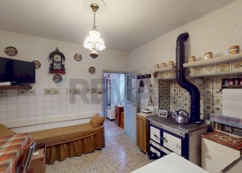 Cucina - Casa indipendente Santo Stefano d'Aveto - foto 17