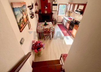 Sala da pranzo - Trilocale Vezzano Ligure - foto 14