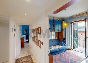 Hall / corridoio - Quadrilocale Via Ronchetto
 
4, Arenzano - foto 20