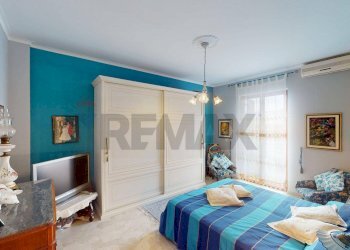 Camera / camera da letto - Quadrilocale Via Ronchetto
 
4, Arenzano - foto 30