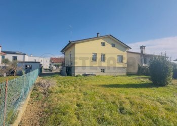 ESTERNI - Villa a Schiera VIA GIUSEPPE VERDI 8, Bagnaria Arsa - foto 3