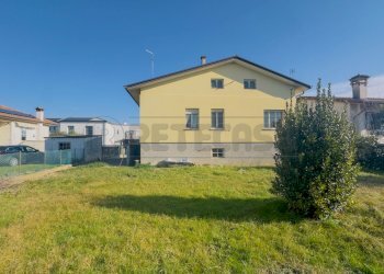 ESTERNI - Villa a Schiera VIA GIUSEPPE VERDI 8, Bagnaria Arsa - foto 4