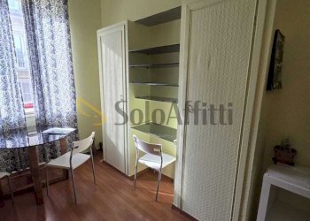 2.jpg - Bilocale Via Cavour, Torino (zona Centro) - foto 7