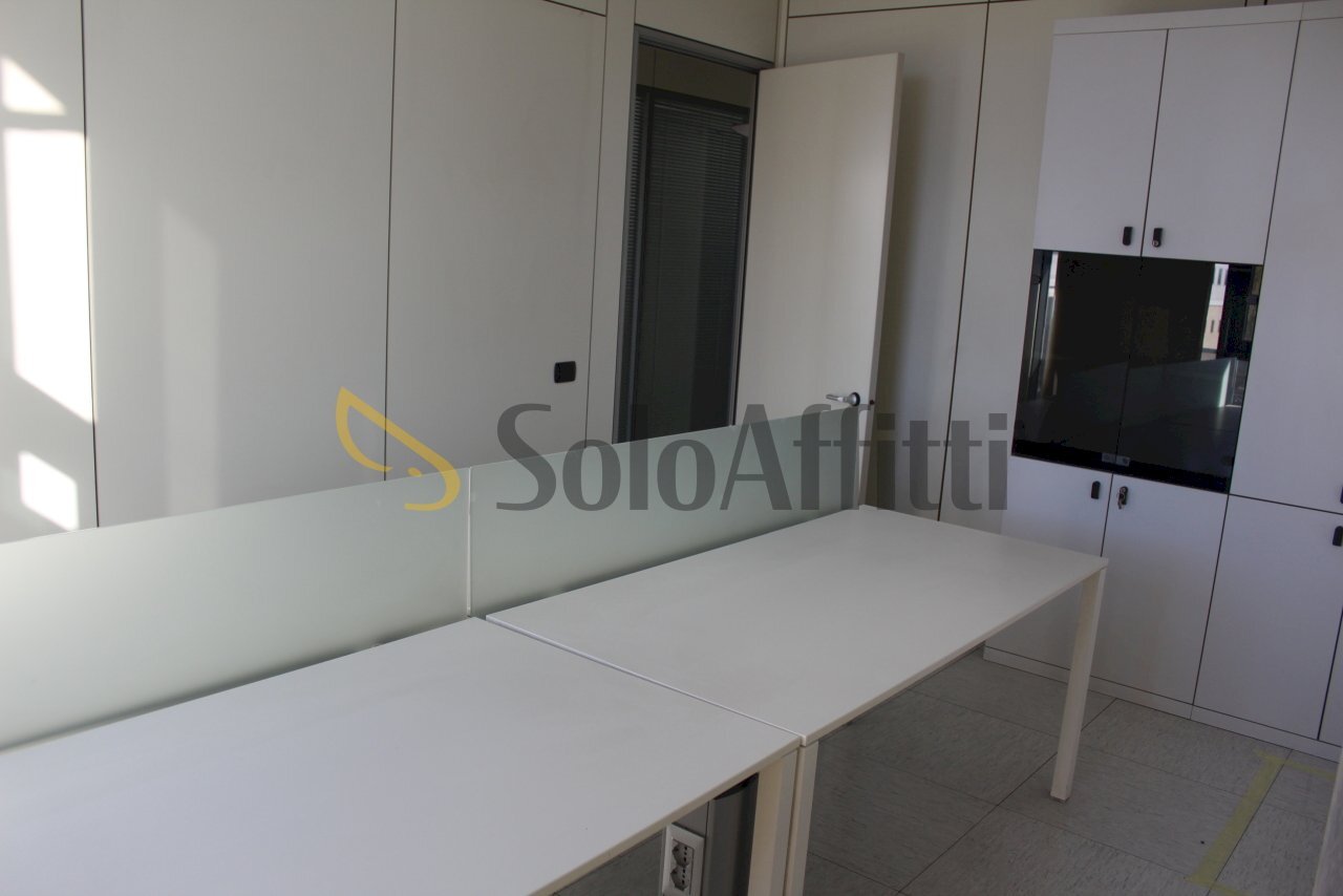 IMG_7340.JPG - Ufficio Via Marie Curie, Bolzano - foto 2