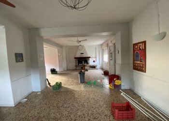 17.jpg - Villa via varano Marchesi 148, Medesano - foto 10