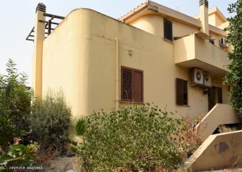 prospetto posteriore - Casa indipendente Quartu Sant'Elena - foto 3