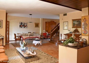 salone - Casa indipendente Quartu Sant'Elena - foto 8