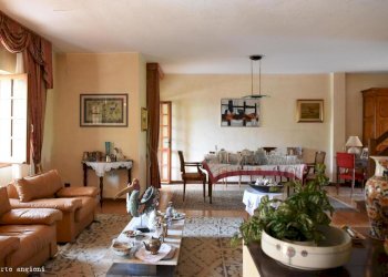 salone - Casa indipendente Quartu Sant'Elena - foto 9