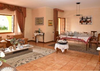 salone - Casa indipendente Quartu Sant'Elena - foto 11