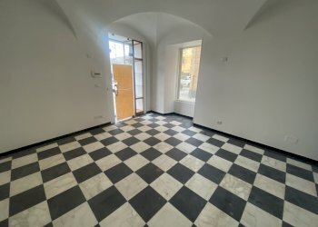 IMG_4164.JPEG - Locale Commerciale Piazza Giacomo Matteotti, Sestri Levante - foto 2