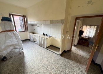 12 castelnuovo magra rustico in vendita.jpg - Casa semi indipendente Via Provinciale, Castelnuovo Magra - foto 15