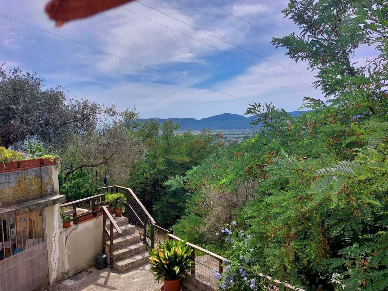 lu1.jpg - Portion of a house Luni - photo 2