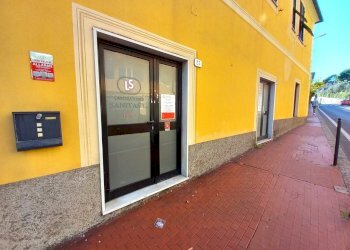 1.jpg - Commercial Premises Recco - photo 1