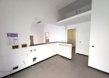 5.jpg - Commercial Premises Recco - photo 5