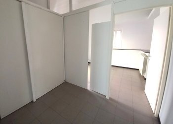 15.jpg - Commercial Premises Recco - photo 14