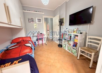 8.JPG - Trilocale Via Vergere, Riva Ligure - foto 9