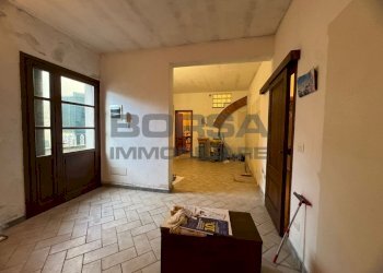 Sala cucina.jpeg - Quadrilocale Via Medaglie d'Oro della Resistenza 5a, Collesalvetti - foto 15