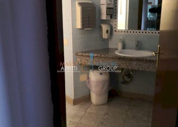 WhatsApp Image 2026-01-23 at 10.58.28 (6).jpeg - Locale Commerciale Via Sottomonte 6, Massa - foto 7