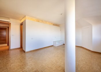 3599160b-0bd1-45a8-89f9-b0241c069904.jpeg - Bilocale Via Pietro Mascagni, Roma - foto 14