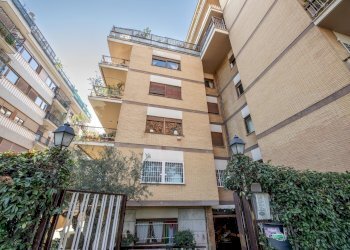 a3e52226-c003-45a7-9b34-935369e1f420.jpeg - Bilocale Via Pietro Mascagni, Roma - foto 30