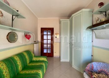 16.JPG - Trilocale Giugliano in Campania - foto 17