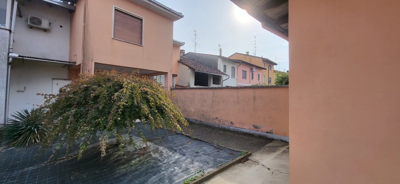 20251003_160214.jpg - Villa Villata - photo 2