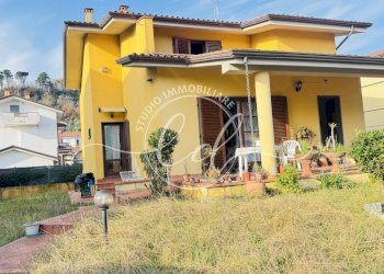 IMG_2828 2.JPG - Villa Massarosa - foto 2