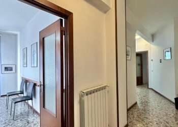 daeef28d-9d44-4e47-9487-dd4bff641c70.jpg - Quadrilocale Sarzana - foto 2