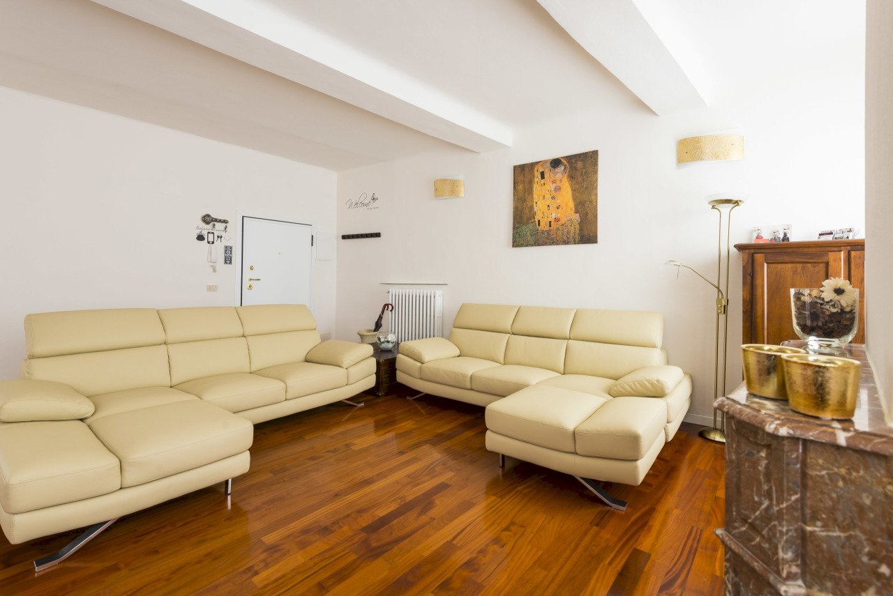 5.jpg - Appartamento Via Nazario Sauro 64, Modena (zona Circoscrizione 1) - foto 2