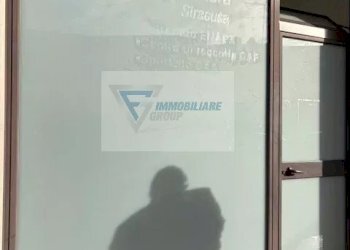 Commercial Premises Via dei Vespri, Siracusa - photo 1