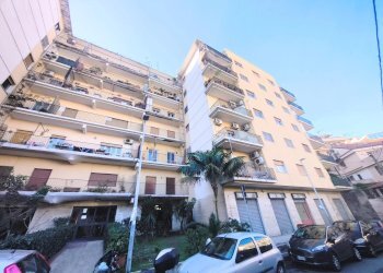 Four-room apartment Via Noviziato Casazza, Messina - photo 6