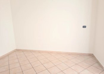 Four-room apartment Via Noviziato Casazza, Messina - photo 10