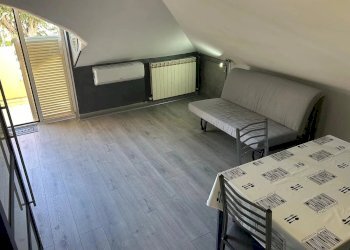 One-room apartment Piazza D'Armi, Camporosso - photo 1