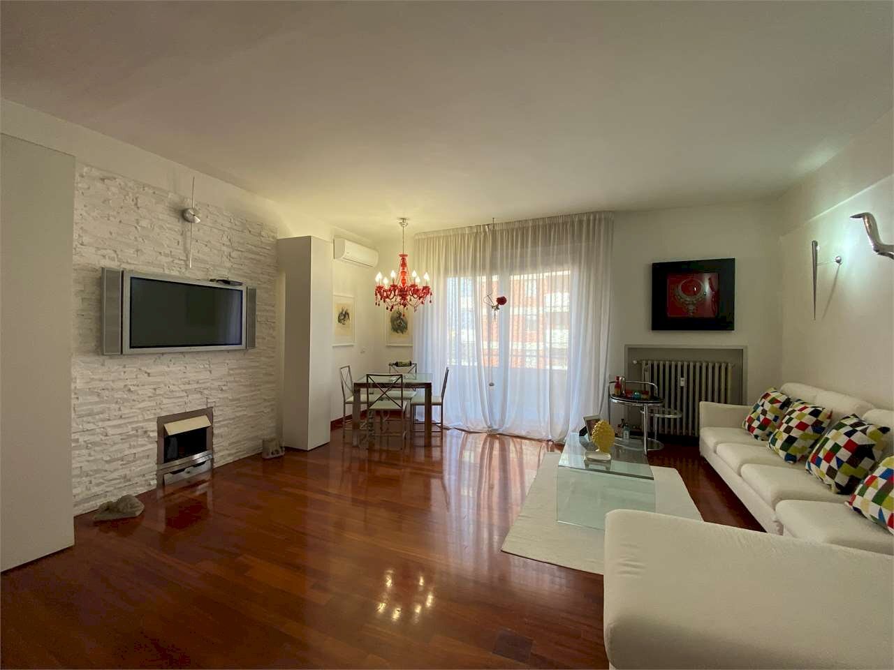 Four-room apartment Modena (neighborhood Madonnina) - photo 2