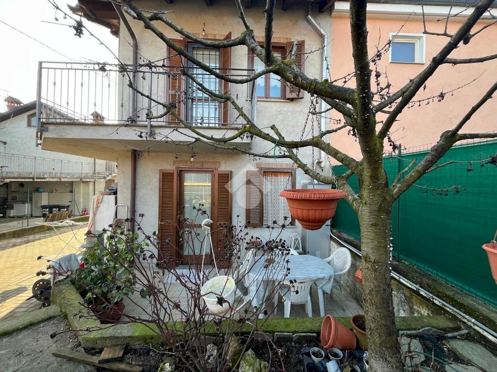 Semi-detached house Borgata Merlo, Trana - photo 1