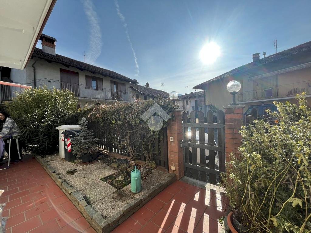 Semi-detached house Borgata Merlo, Trana - photo 3